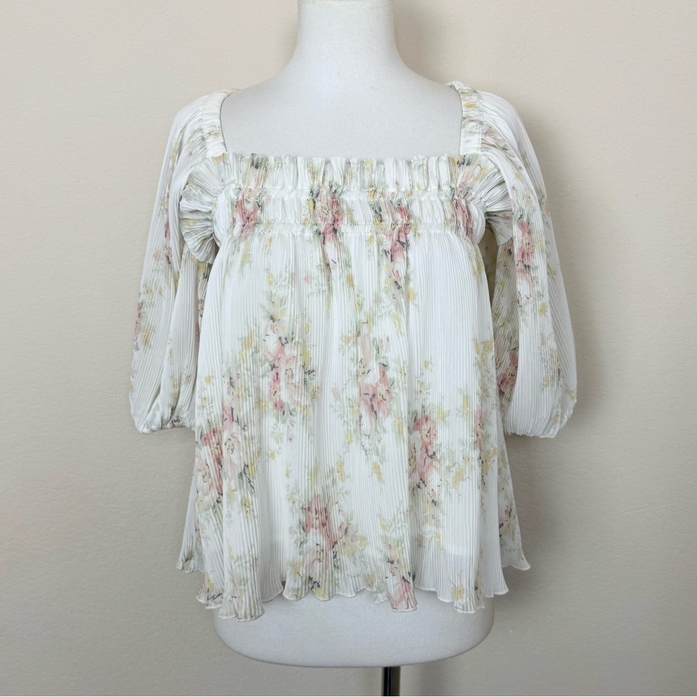 Ganni Floral-Print Plissé-Georgette Blouse in White Recycled Polyester‎